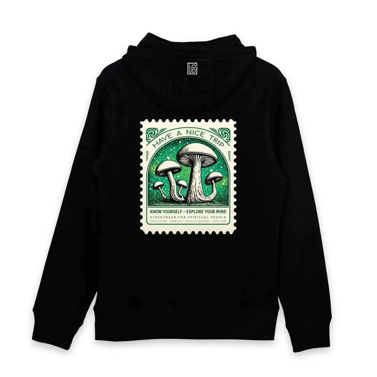 Imaginea unui hanorac printat pe spate cu un timbru cu mesaj Have A Nice Trip